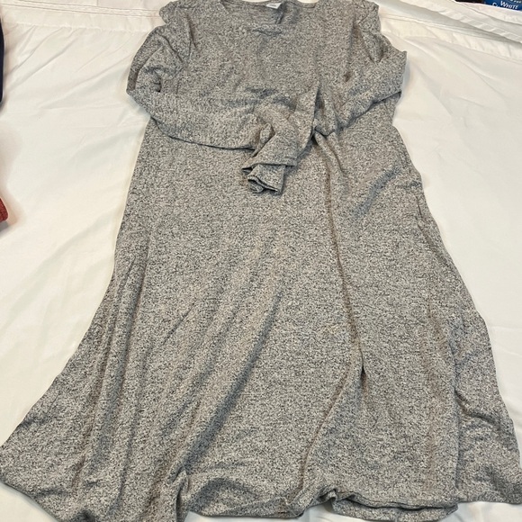 Old Navy Heathered Gray super soft hacci long sleeve swing dress - Picture 2 of 6